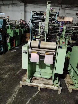 Heavy duty lifting webbing machine