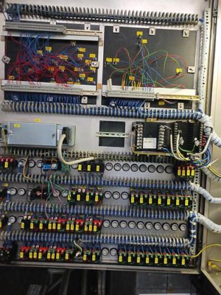 flessenvuller/dopper/etiketteerder