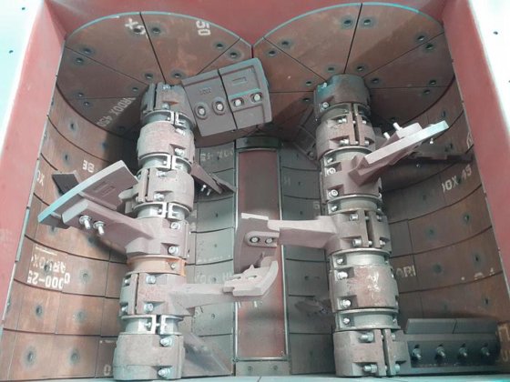 ツインシャフトミキサー