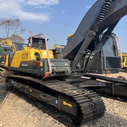 2023 VOLVO EC210