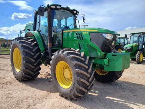 2022 John Deere 6190M