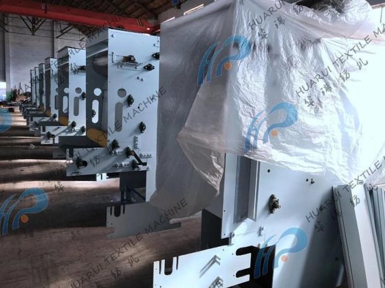 聚酯纤维振动给料机和料斗棉机无纺布便宜麻纤维振动大料斗给料机振动棉给料机