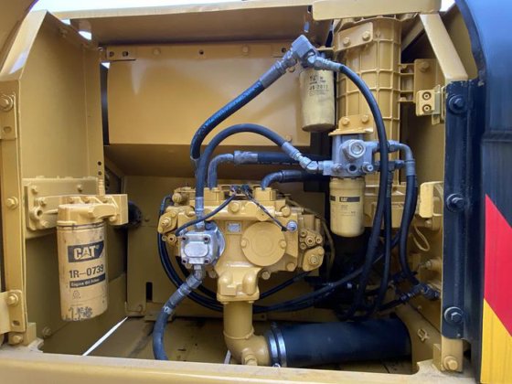 Used Caterpillar 320D