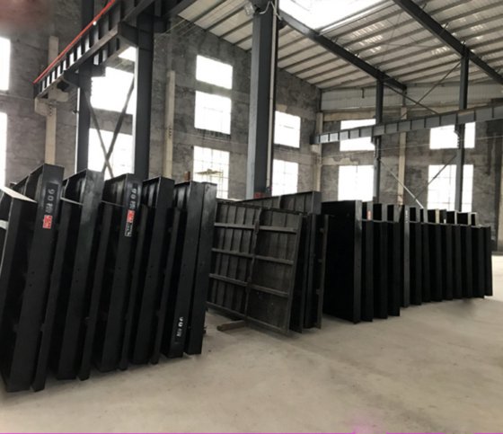 金鉱石の重力分離器 6s の鉱山のシェーカーのテーブル