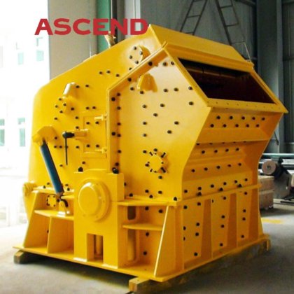 石灰岩のバサルトの鉱石 1 時間あたりの 10-30 トンは移動式影響の石造りの粉砕機装置を追跡しました