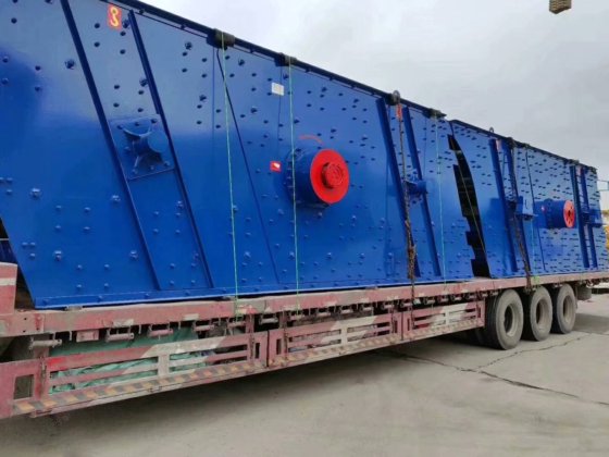 鉱山の鉱石の円形の振動スクリーンの石造りの砂のスクリーニング装置