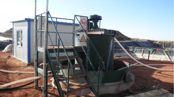 金シアン浮遊植物鉱石選鉱装置