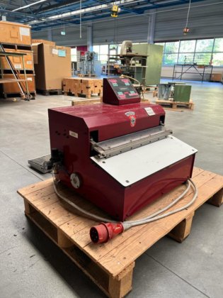 1996 Protos 1652/450