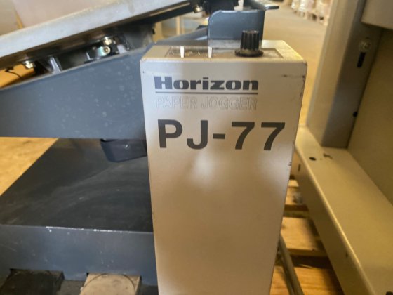 1999 Horizon VAC 100C