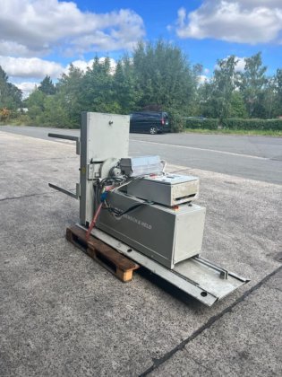 1993 Thando 101 (Riensch &