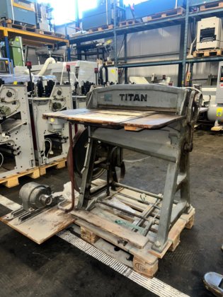 1951 Polygraph Titan CTK VII