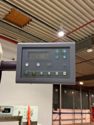 2004 SCW Spill Containment Workstation