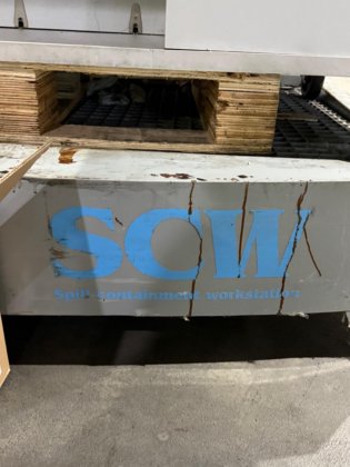 2004 SCW Spill Containment Workstation