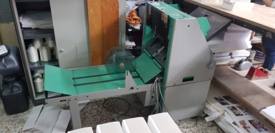Nagel Foldnak