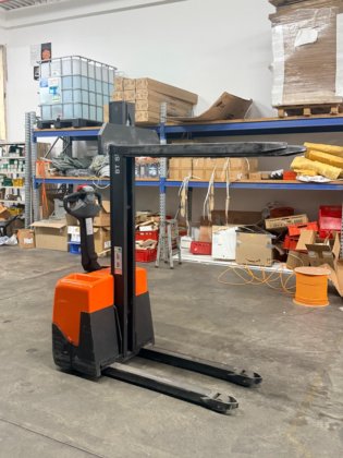 2015 BT Staxio HWE100