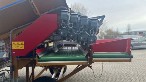 2025 Breston NB5-250 接收料斗