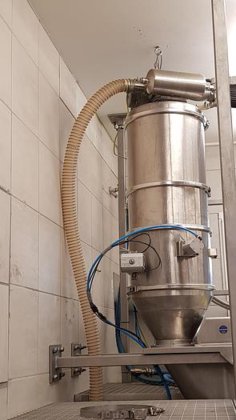 2006 Volkmann Vacuum conveying system