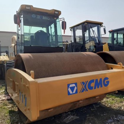 2020 XCMG XS263J