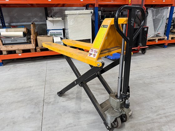 ユニバーサル – パレットリフター 1000