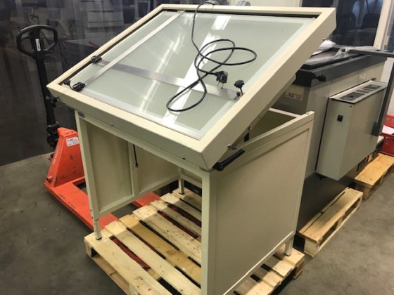 クルーンのマウントテーブル