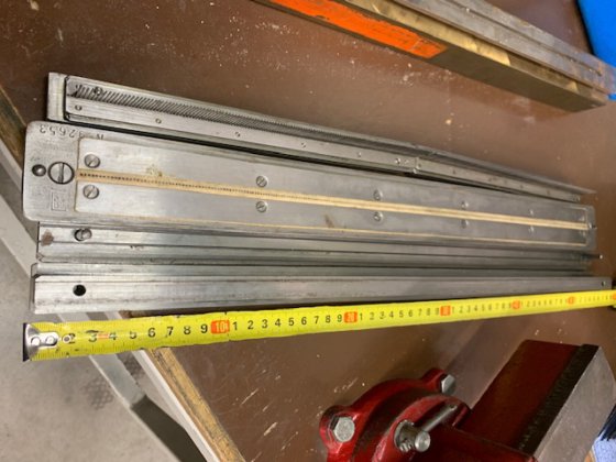 ペルヌマの折り目と穴あけブロック