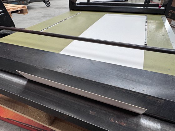 ドレントプレートベンダー