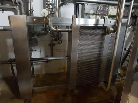 プレート式熱交換器