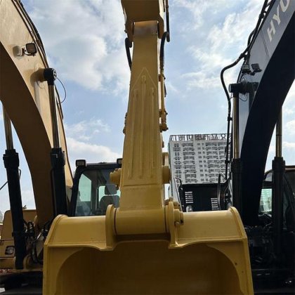 2024 Komatsu PC400