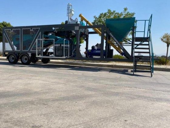 移動式コンクリートバッチングプラント