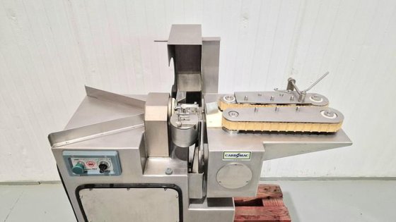 ATADORA PARA EMBUTIDOS AUTOMATICA RISCO