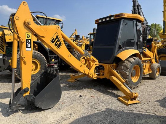 2024 JCB 3CX