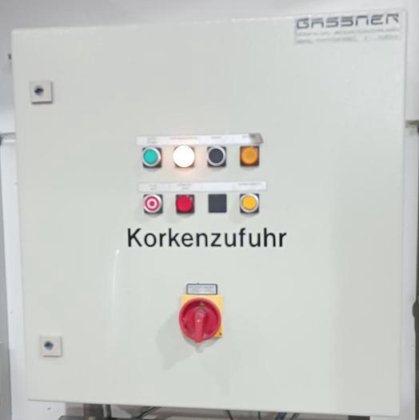 クラウンキャップ供給