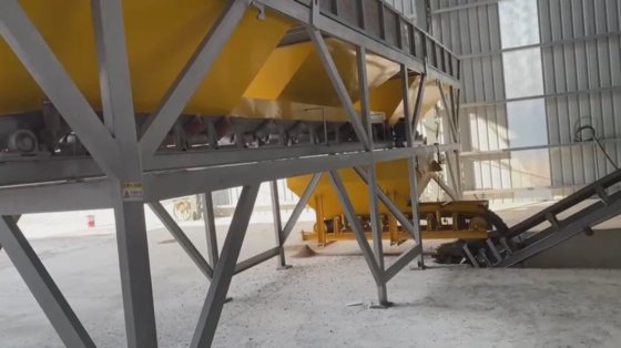 道路建設 ガーデン造園 長方形の舗装レンガ製造機