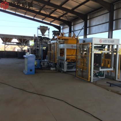 ホットセール ドイツ技術 油圧自動ブロックセメントレンガ製造機