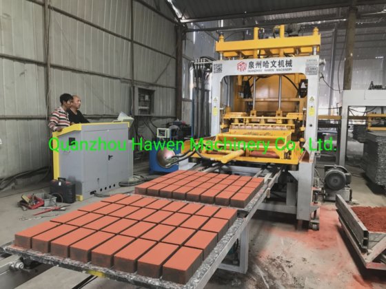 空洞ブロック 固形レンガ 舗装タイル テラゾータイル 屋外床タイル製造機