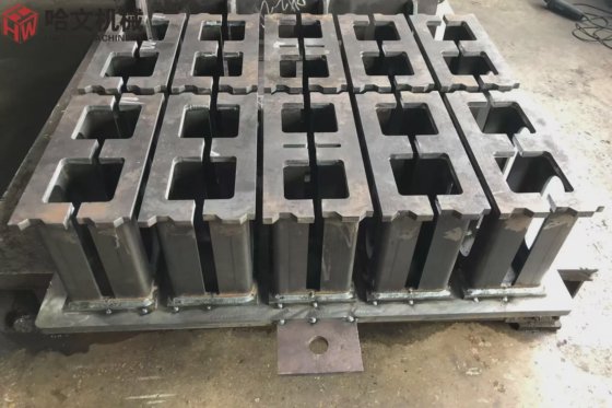 精密カスタマイズされたセメント舗装用レンガカーブストーンコンクリートブロック型