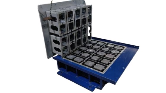 Block making machine with batching
