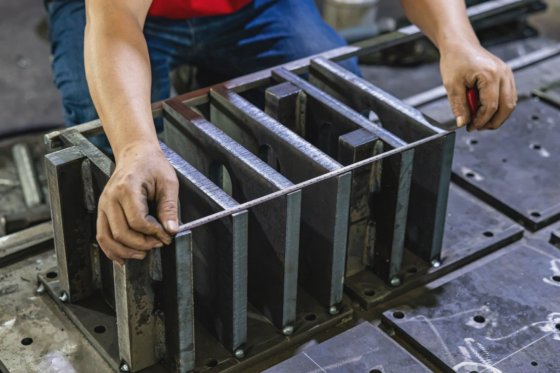 ポーランドのコンクリートハローブロック型