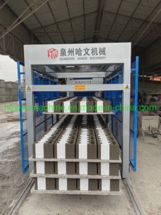 熱絶縁型ブロック製造機