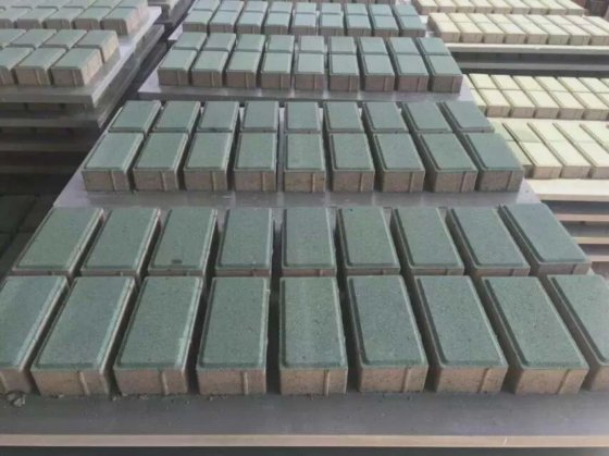 セメントブロックと舗装用タイル製造機のためのPVCパレット