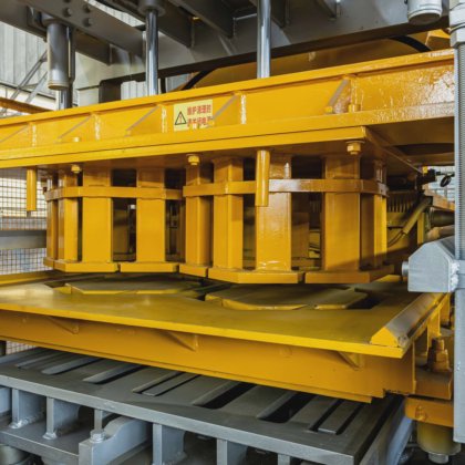 チリのコンクリート舗装石製造機