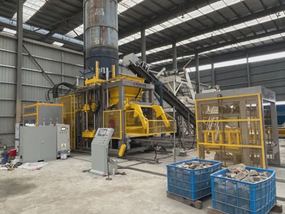 Block making machine with batching