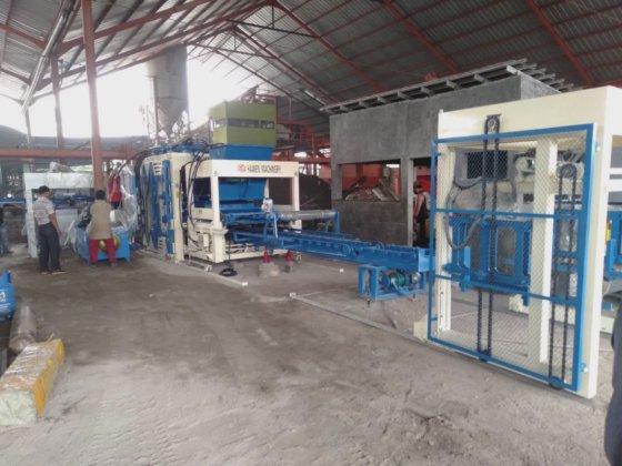 静的圧力ブロック形成機 モジュラー石積み成形機