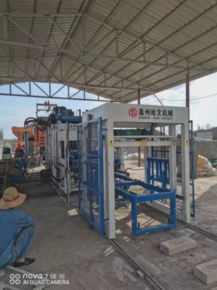 ブリーズブロック製造機 手動レンガプレス機