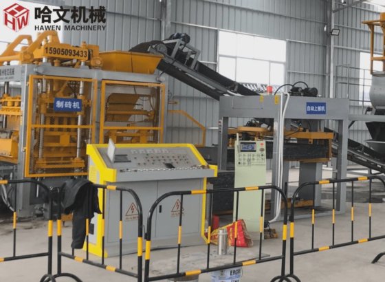 カメルーンの人気コンクリートブロック、レンガ、パバー製造機 中国製