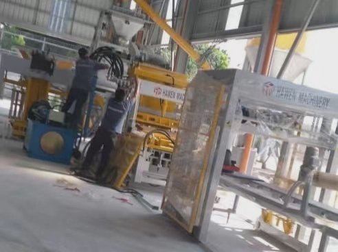 コンクリートブロック、レンガ、舗装材製造のための土木工学機械