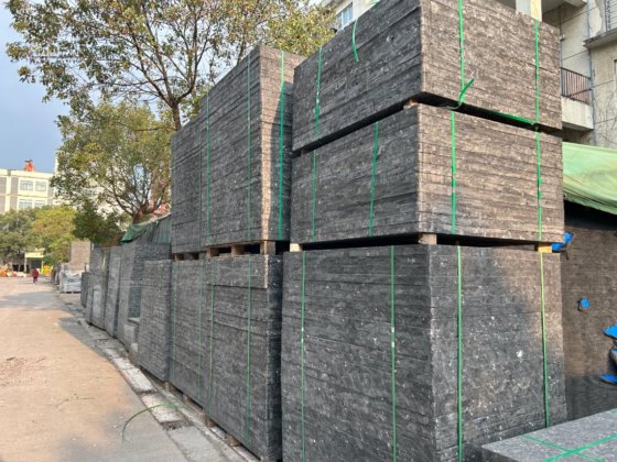 強力で軽量、耐摩耗性のあるGMTパレット、空洞の固体レンガブロック機械用