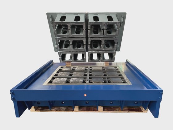 Block making machine with batching