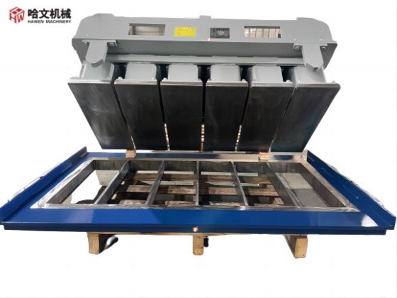 Block making machine with batching