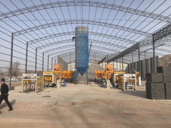 完全自動コンクリート中空舗装レンガ製造機械ブロック成形